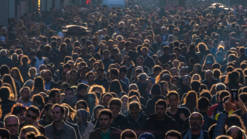 Huge crowd image. Credit Getty Images
